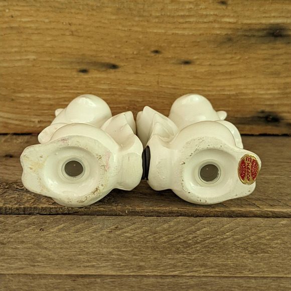 Vintage Anthropomorphic White Squirrel Magnetic Salt & Pepper Shakers by Enesco - Picture 8 of 10